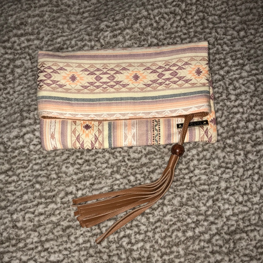 Rip curl clutch